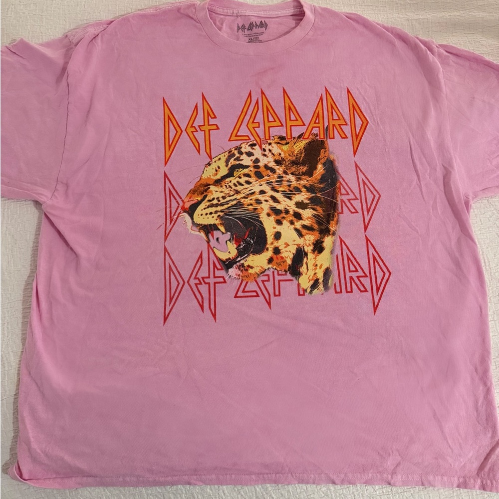 Pink Def Leppard Vintage Band Tee Large